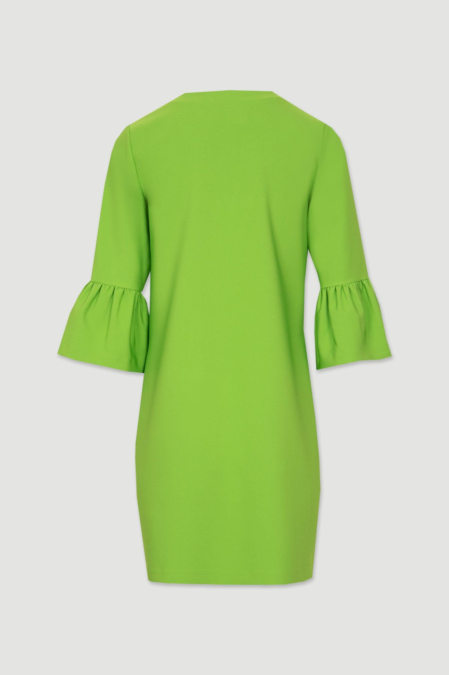 Vestido verde decote em bico
