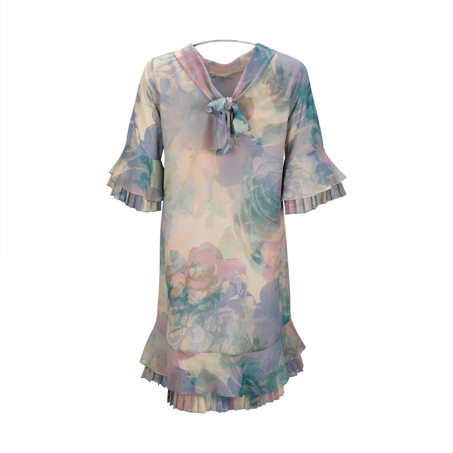Vestido com folhos estampado